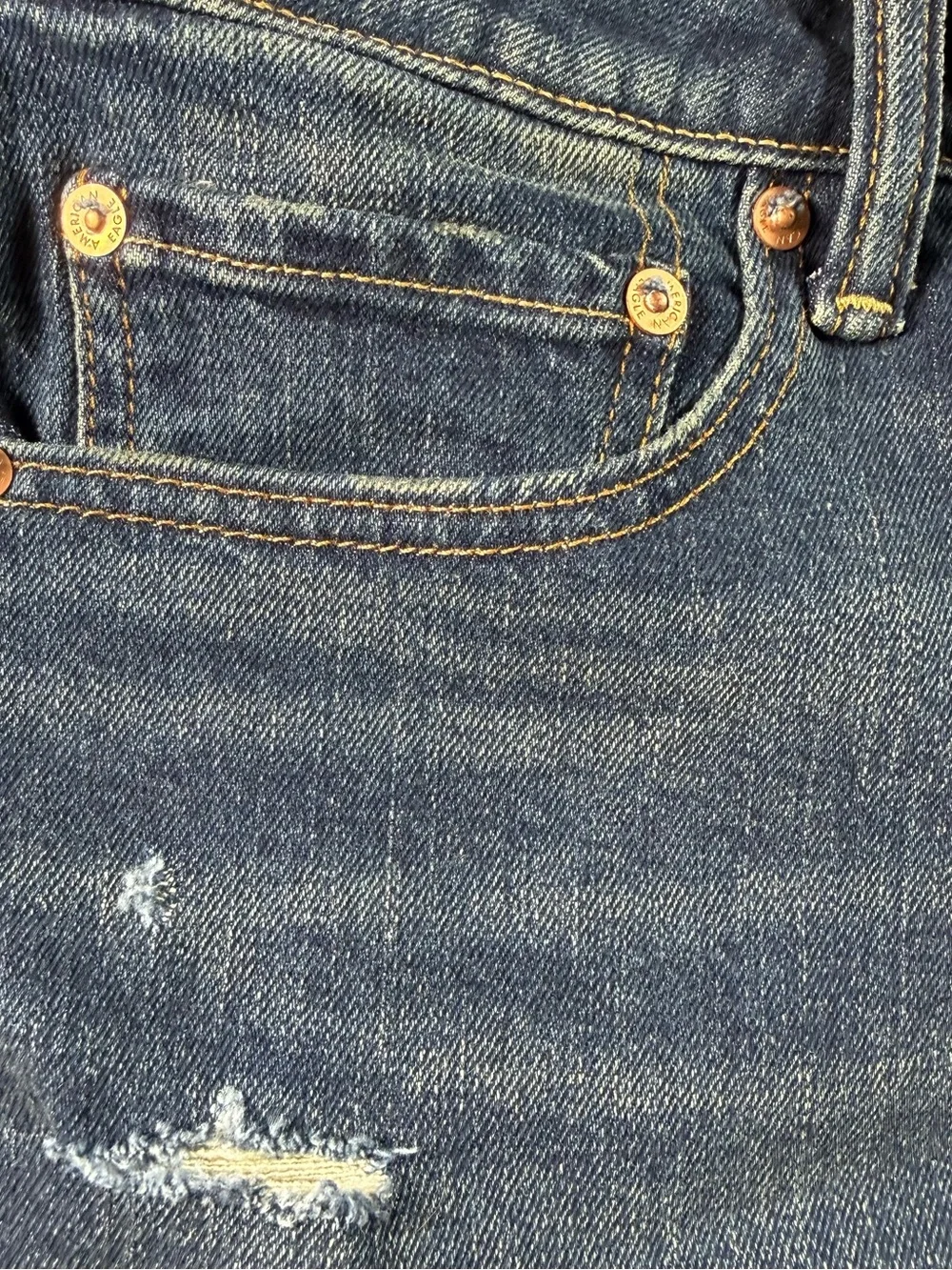 American Eagle Airflex+ Tencel Fibers Jean Short Mens 30 ATK Distressed 8” NWT